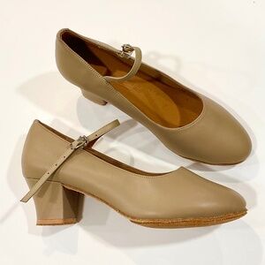 VERY FINE Dancesport Shoes C Series Tan Leather Size 7.5 LIKE NEW
